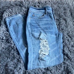 Light wash distressed high waist skinny jeans
